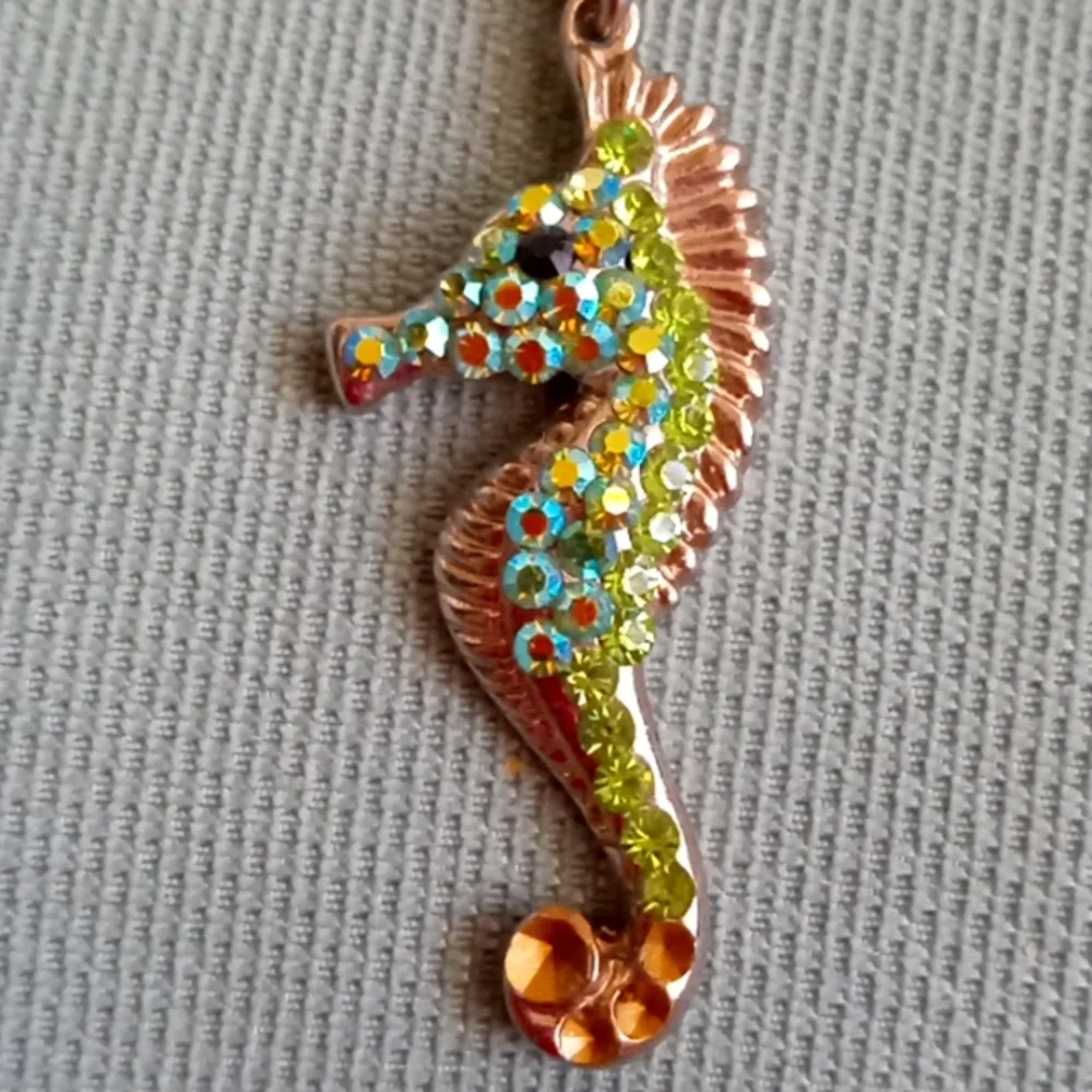 **SOLD DO NOT BUY** KIRKS FOLLY GREEN SEAHORSE NECKLACE - Picture 1 of 11